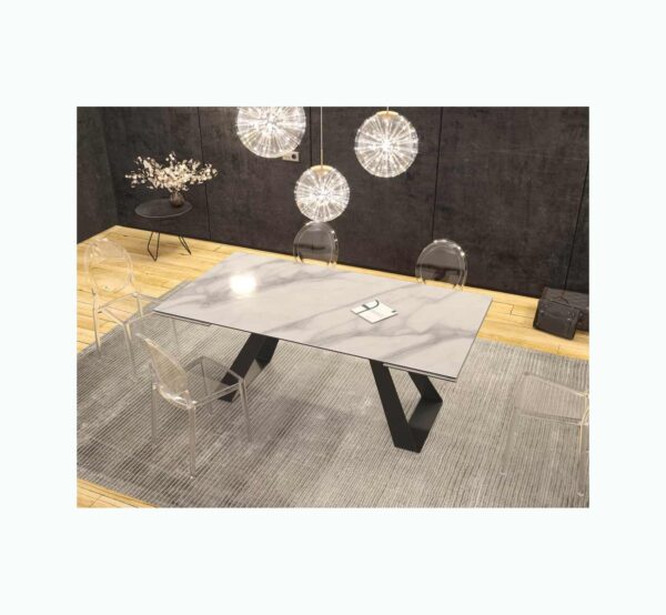 Table pour la salle à manger avec plateau en céramique haute résistance marbre mat