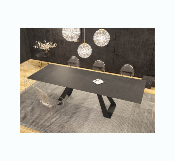 Table de repas en céramique titane avec des rallonges 270 cm
