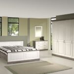 Chambre Ivette. Existe en 3 portes coulissantes ou 2,3 et 4 portes tournantes. Lit en 90, 140, 160 ou 180 cm