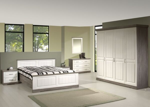 Chambre Ivette. Existe en 3 portes coulissantes ou 2,3 et 4 portes tournantes. Lit en 90, 140, 160 ou 180 cm
